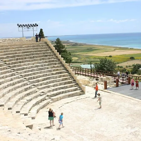 22c Christina Hilltop Πέγεια