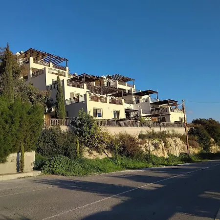 22c Christina Hilltop