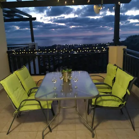 22c Christina Hilltop Πέγεια