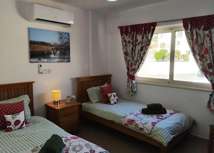 22c Christina Hilltop