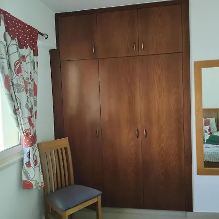 22c Christina Hilltop Peja