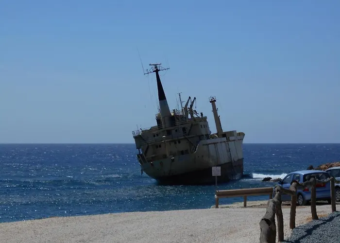 22c Christina Hilltop Apartman Péjia