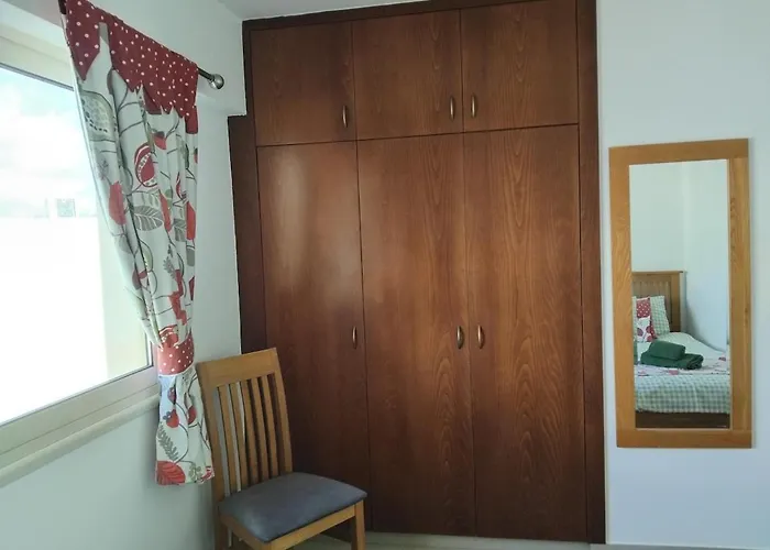 22c Christina Hilltop Péjia