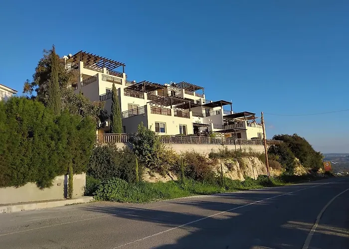 22c Christina Hilltop