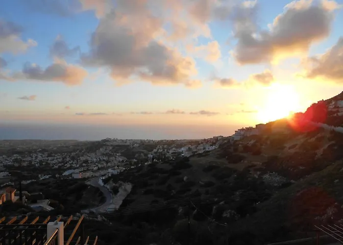 22c Christina Hilltop Apartman Péjia